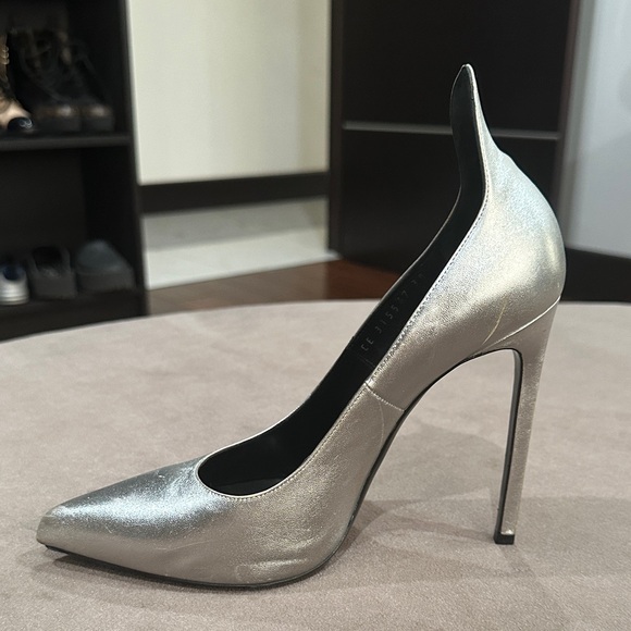 Saint Laurent Metallic Silver Heels - Picture 2 of 4